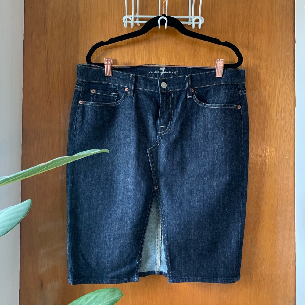 7 For All Mankind denim skirt - size 31